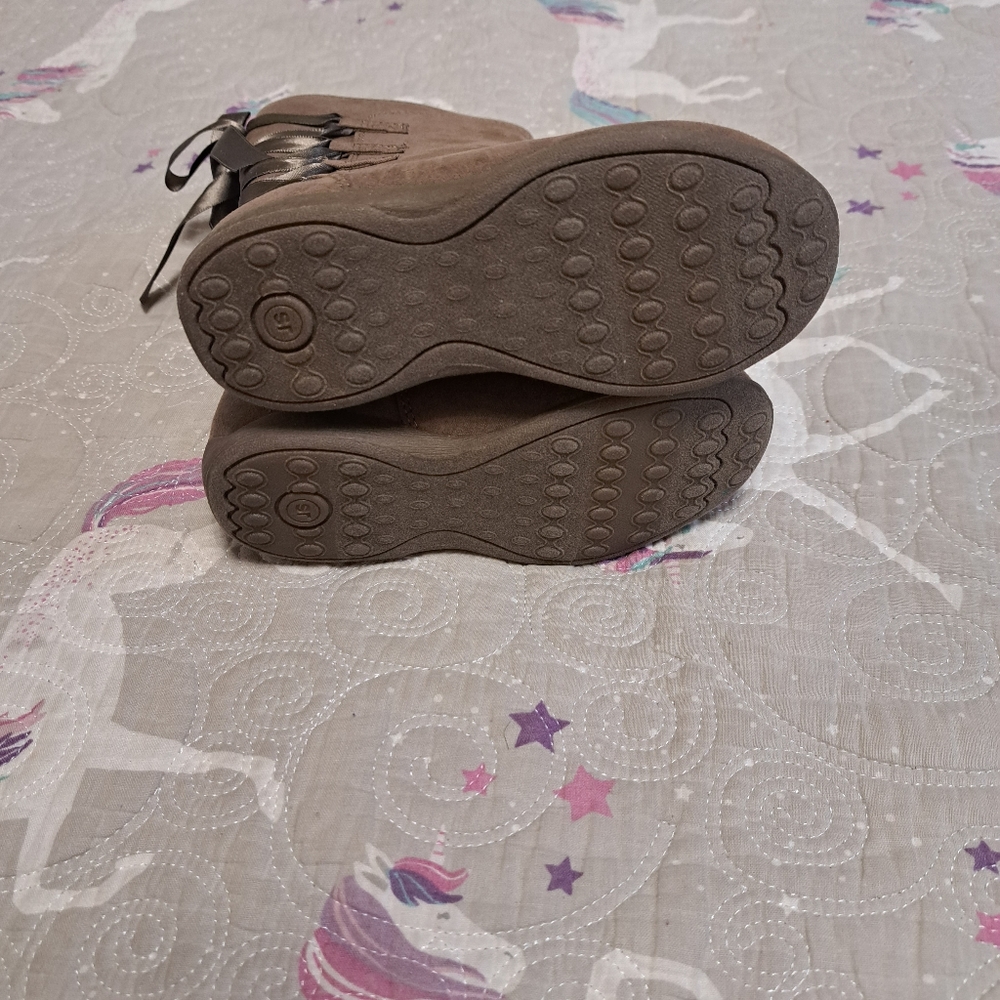 Stride Rite boots - Picture 2 of 3